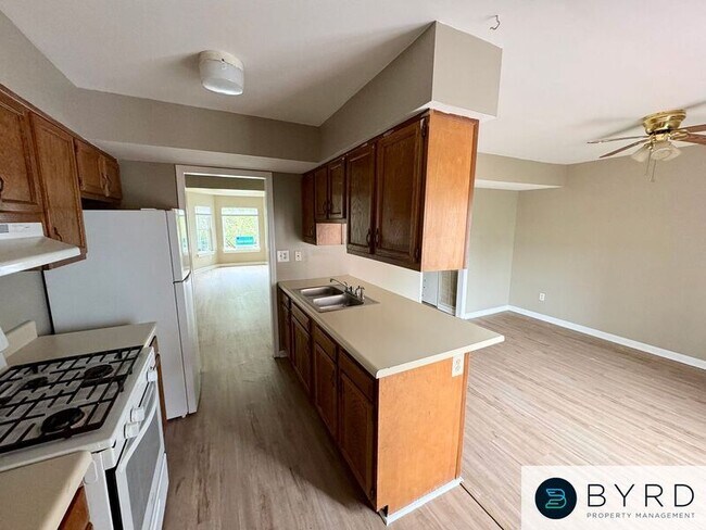 Foto del edificio - 508 Bethany Dr