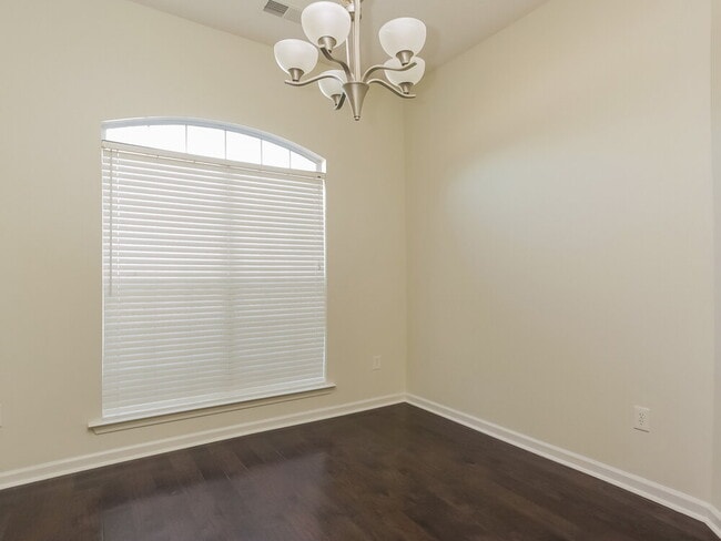 Building Photo - 85 Caitlyn Geneva Cove