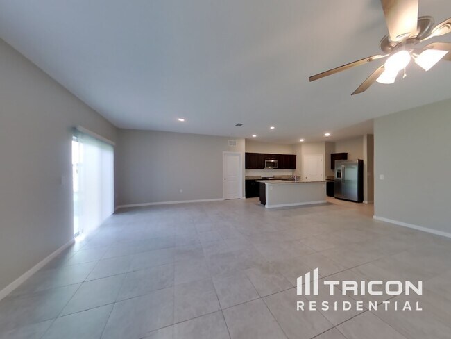 Building Photo - 2996 Neverland Dr