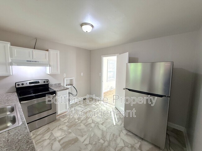 Foto del edificio - 1408 Dean St