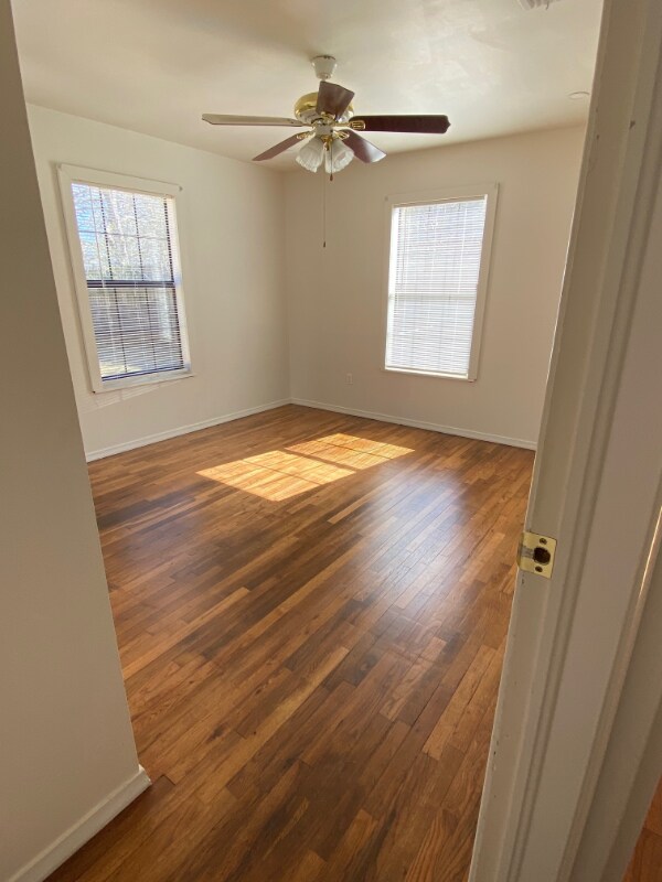 Primary Photo - 108 Lakeview St