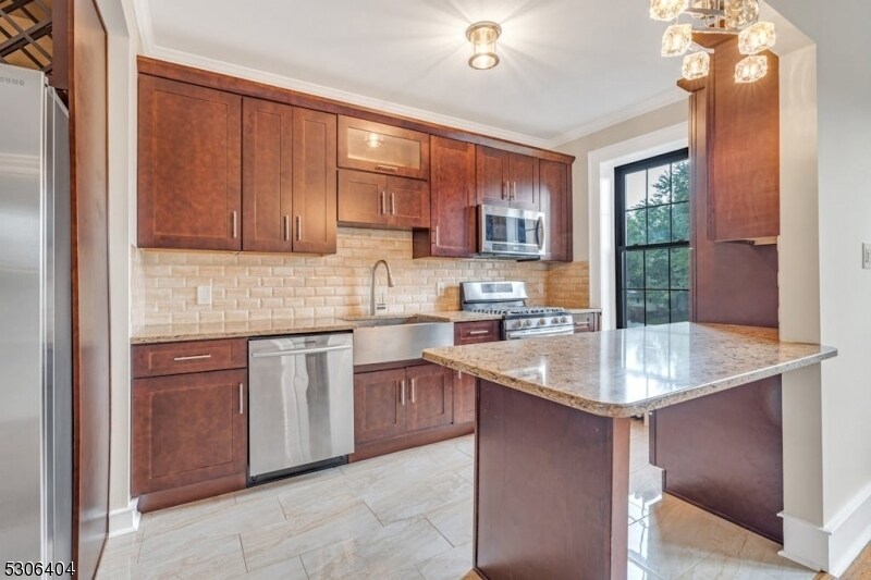 Primary Photo - 55 Randolph Pl