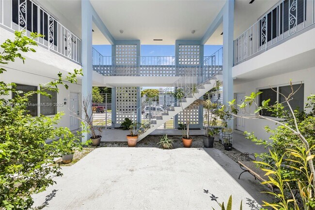Foto del edificio - 501 NE 82nd Terrace