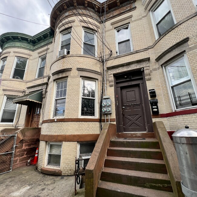 Building Photo - 78-14 97th Ave
