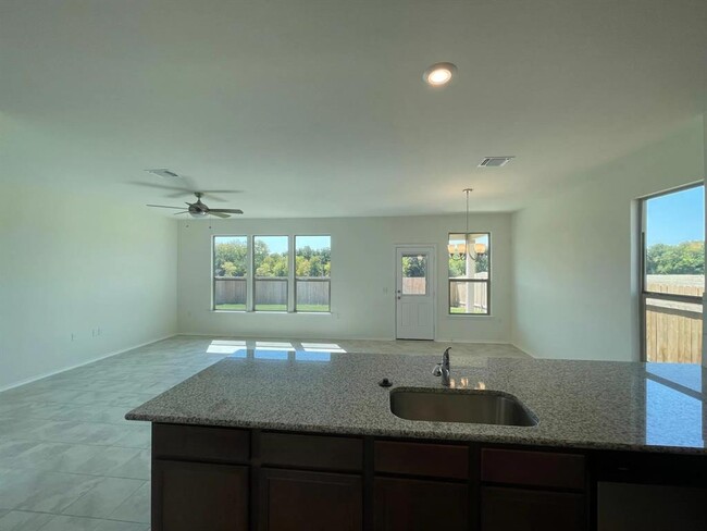 Building Photo - 4705 Cressal Dr
