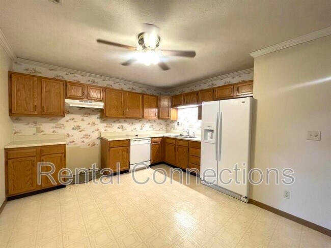 Foto del edificio - 1306 W Mack Ave
