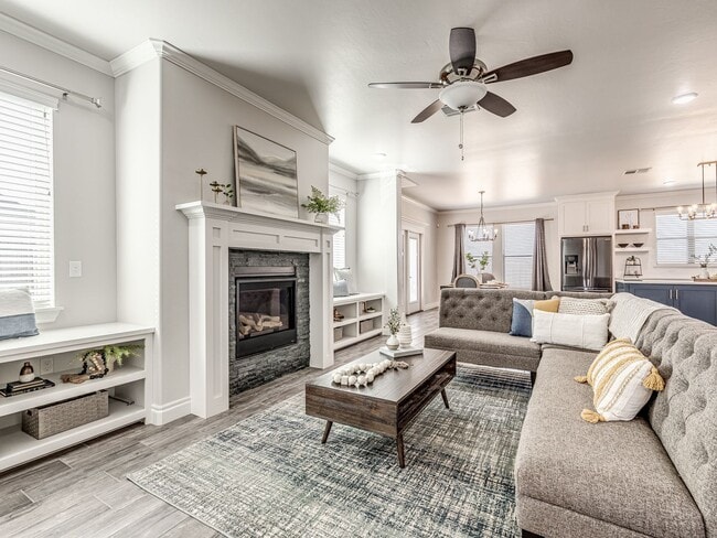 Building Photo - Pool + Deer Creek Schools + 4 bedrooms + 3 car garage + Bonus Room