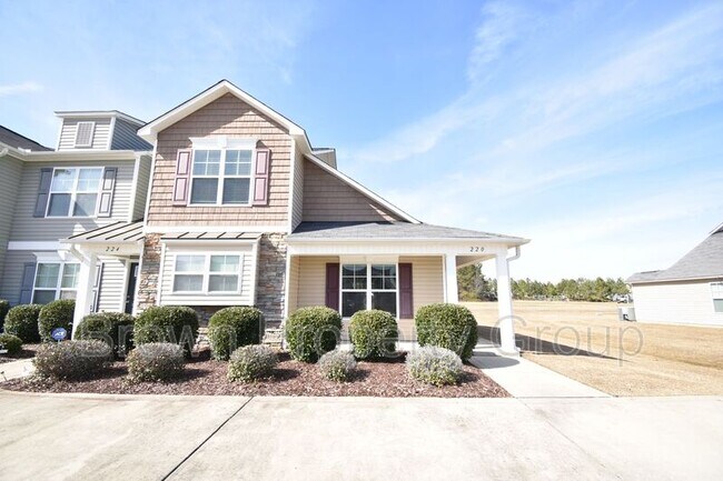 Foto del edificio - 220 Collinwood Dr