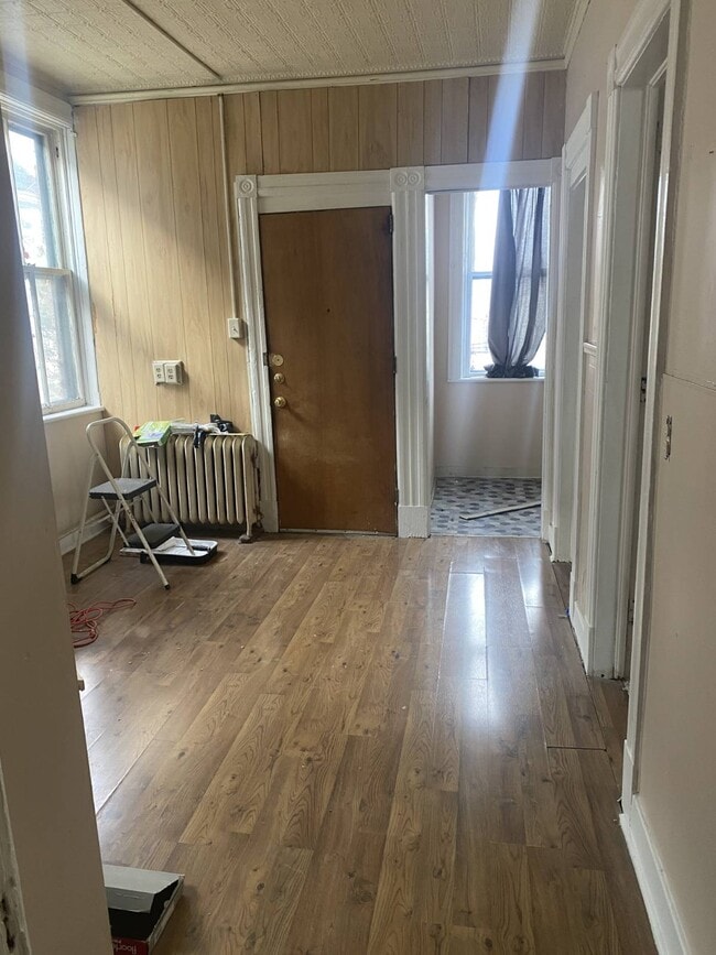 Building Photo - 169 7th Ave