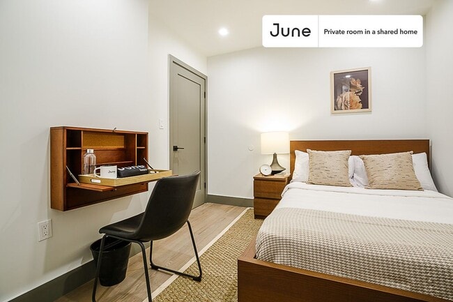 Building Photo - Room in Shared 3 bed/2 bath home in Upper West Side