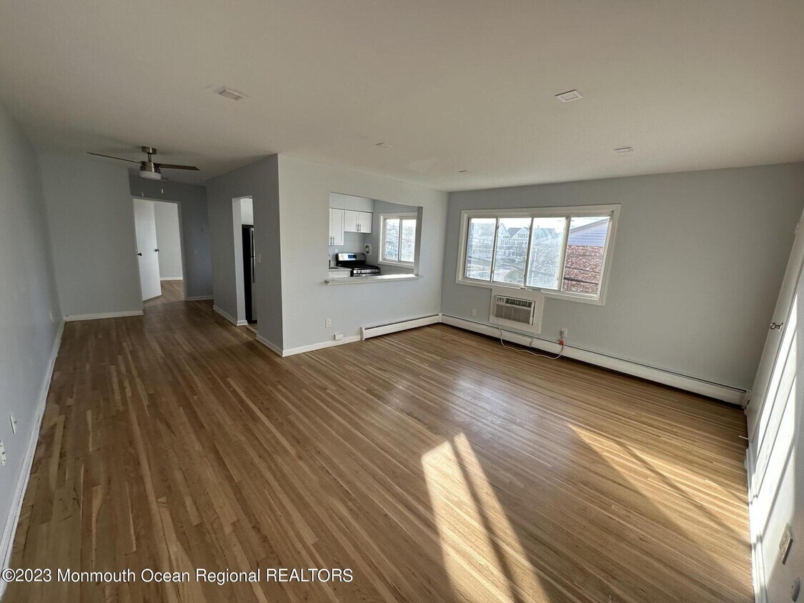 104 1st Ave Unit 14, Belmar, NJ 07719 Room for Rent in Belmar, NJ