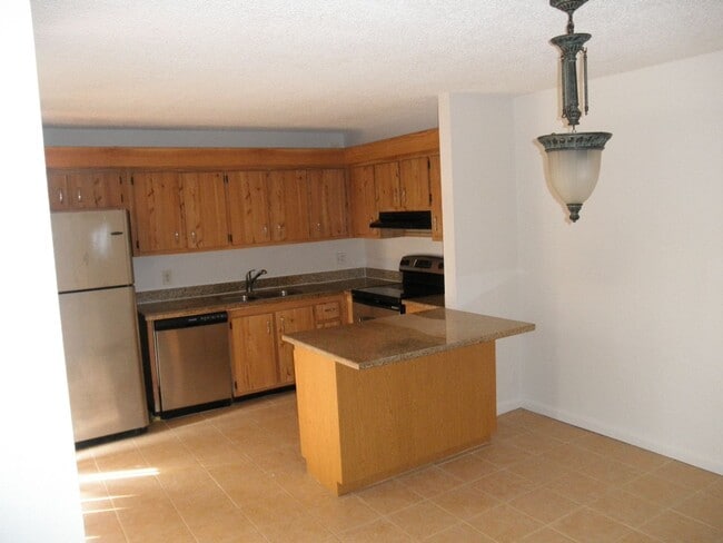 Building Photo - Woodlands of Palm Springs