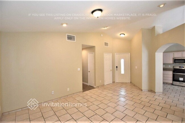 Building Photo - 502 Landmark Ln