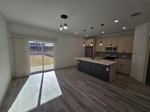 Foto del edificio - 1317 Fletcher St