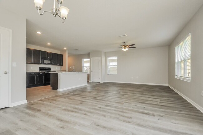 Building Photo - 10257 Geese Trail Cir