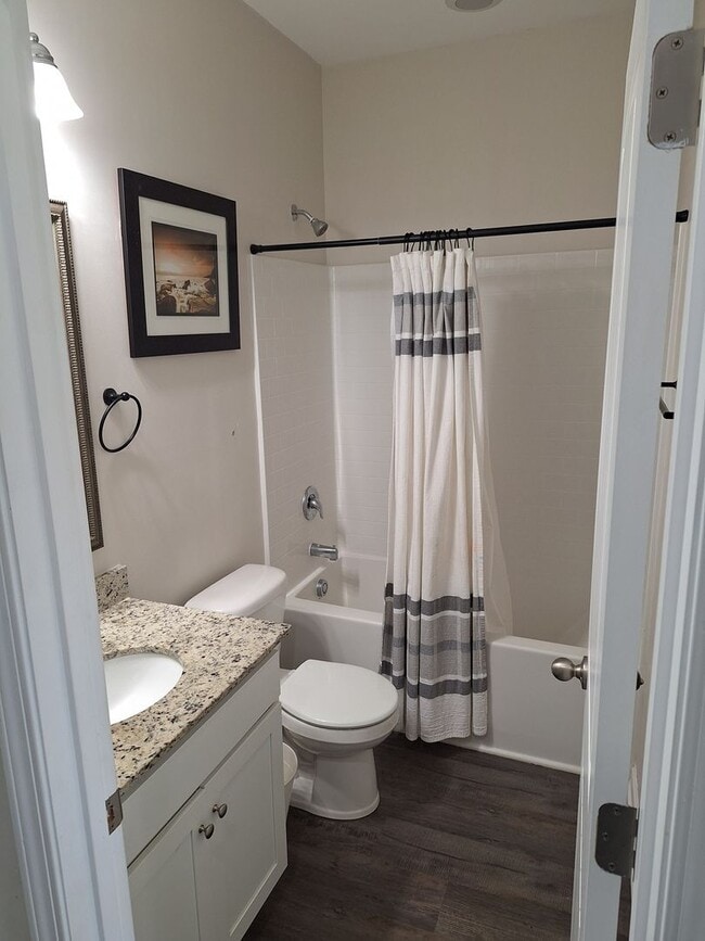 Building Photo - Magnificent Five Bedroom Home in Elgin SC!