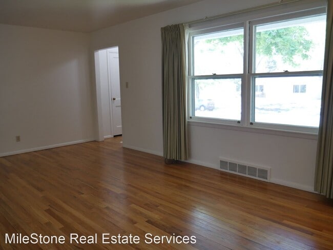 Building Photo - 3 br, 1 bath House - 2431 Lafayette Road