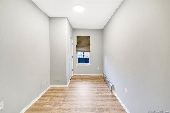 Foto del edificio - 267-271-271 Wethersfield Ave
