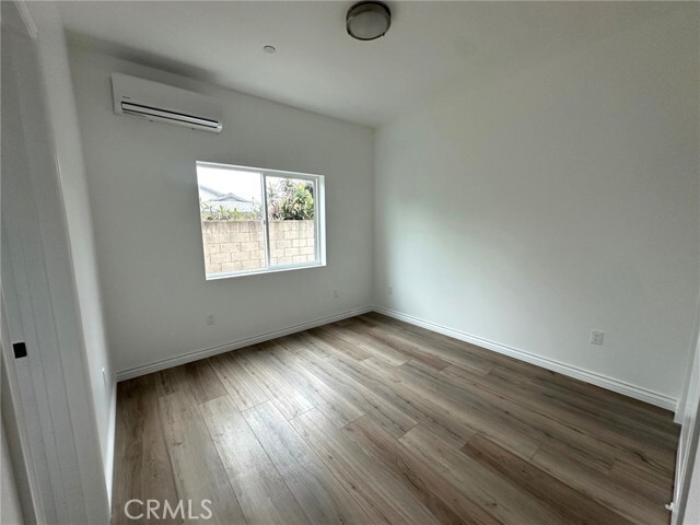 Foto del edificio - 3354 Bartlett Ave