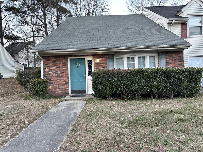Primary Photo - 417 Patrick Henry Ct