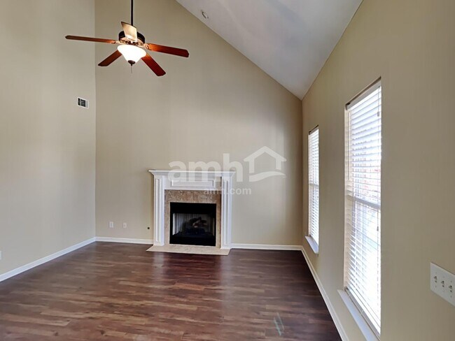 Foto del edificio - 106 Brant Ln
