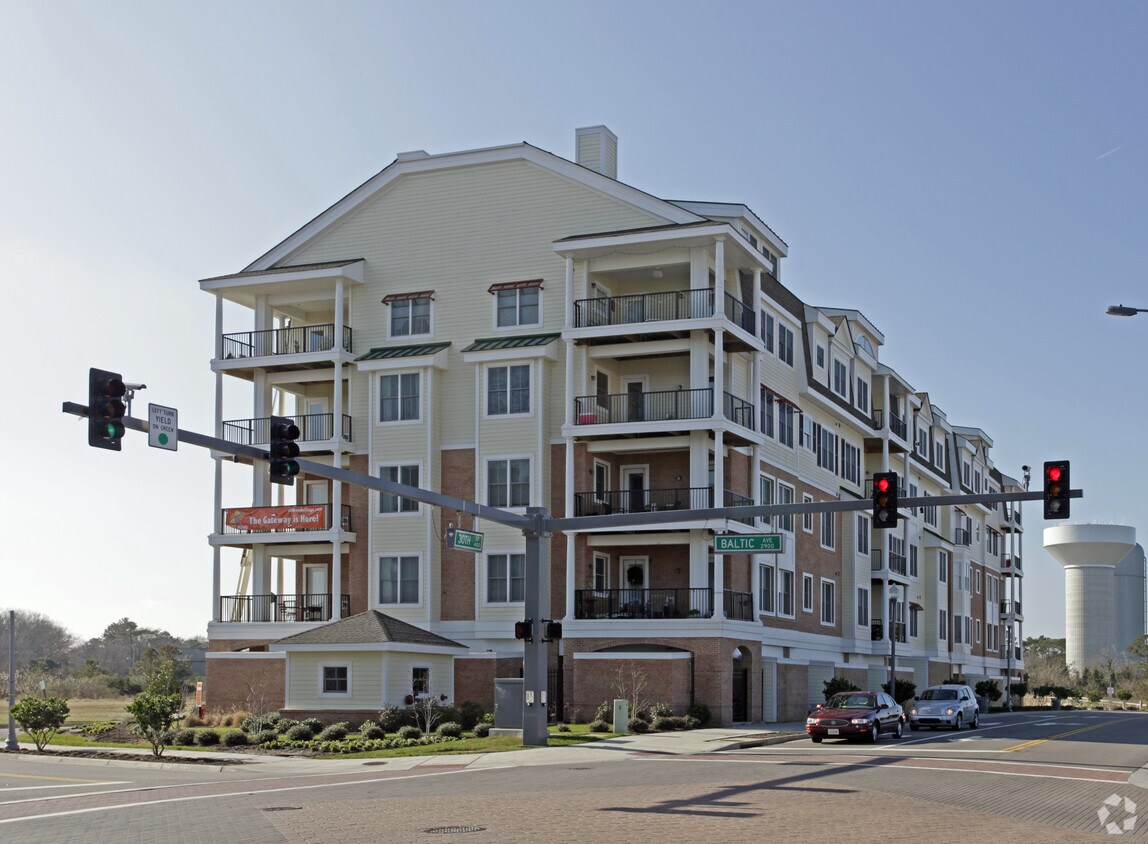 2950 Baltic Ave, Virginia Beach, VA 23451 Apartments Virginia Beach