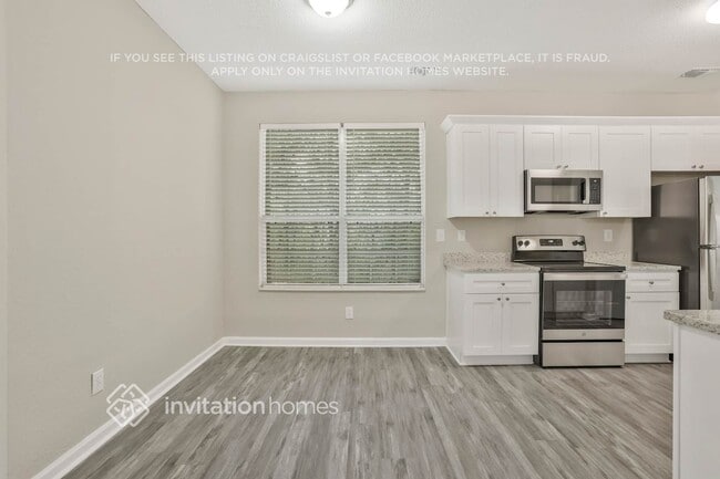 Building Photo - 6530 Lake Mill Ct