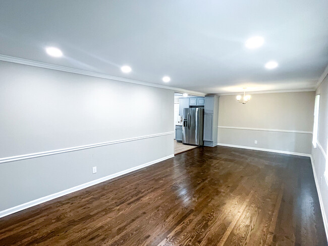 Foto del edificio - 4170 Durham Cir