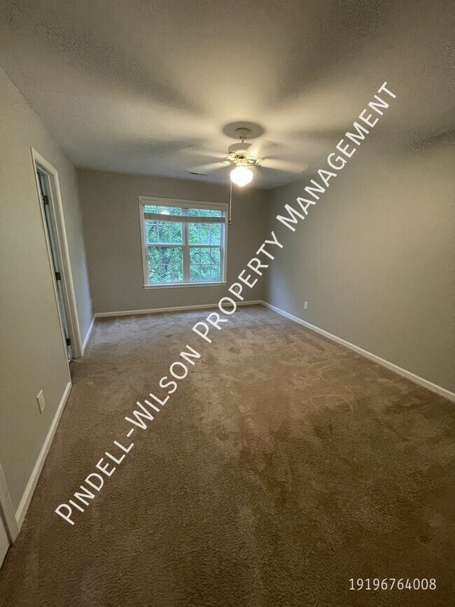 Building Photo - 207 Highgate Cir