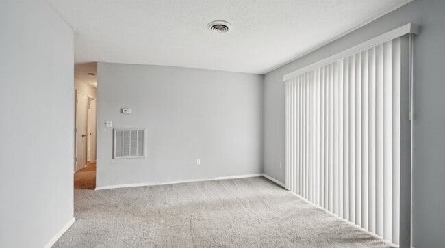 Living Area - Legacy Pointe Apartments