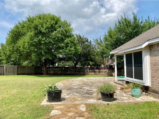 Building Photo - 204 Jockey Bluff Cove