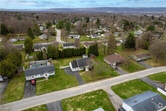 Building Photo - 6 Kraft Dr