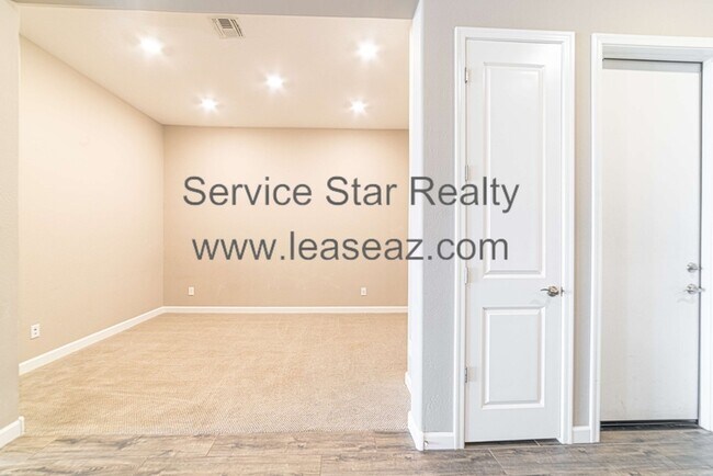 Building Photo - 21504 E Pecan Ct