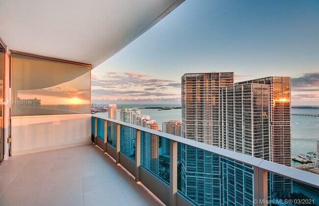 Foto del edificio - 200 Biscayne Blvd Way