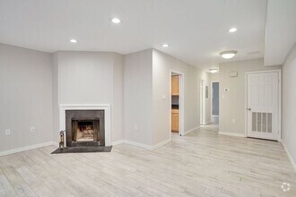 Building Photo - 82 15th St NE