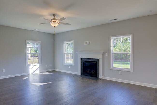 Foto del edificio - 521 Transom Wy