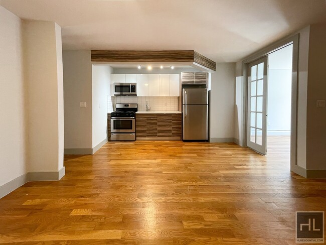 Foto del edificio - Huge 3 Bed | Gates Avenue, Bushwick