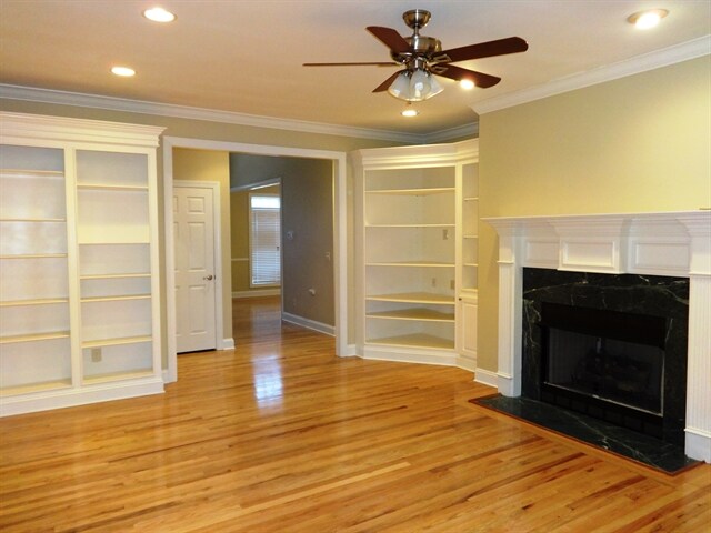 Foto del edificio - 4136 Club Course Dr