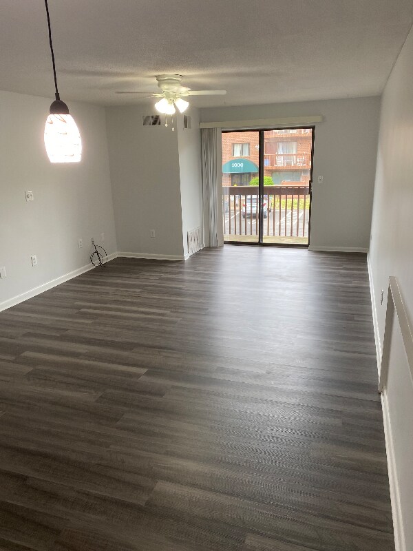 Foto del edificio - 2216 Harbor View Dr