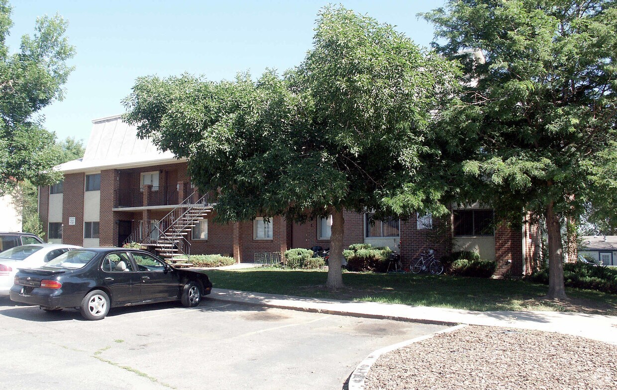 1615 Ingalls St, Lakewood, CO 80214 Apartments in Lakewood, CO