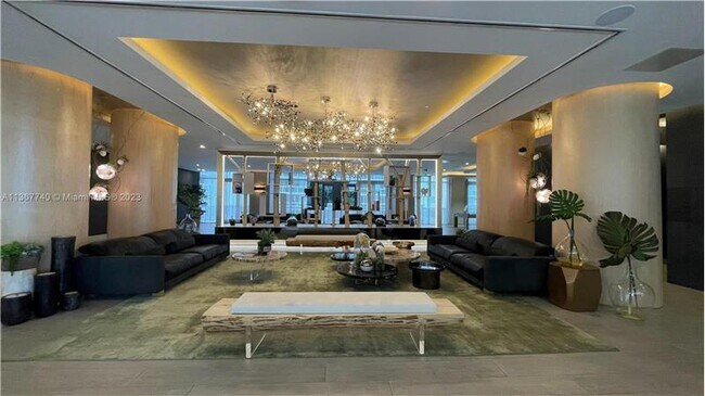 Foto del edificio - 488 NE 18th St