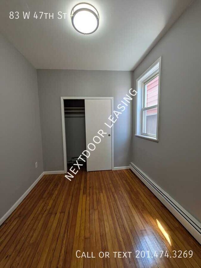 Foto del edificio - 83 W 47th St