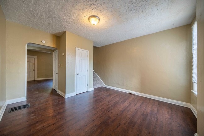 Building Photo - Available Now! Located in Merion Village, ...