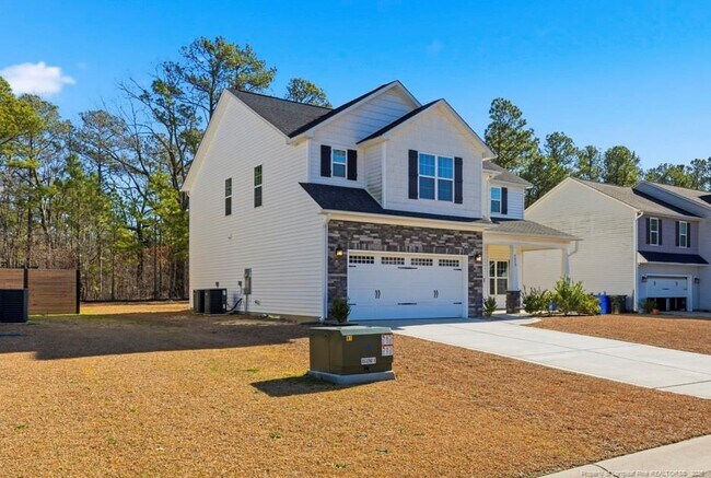 Foto del edificio - 4830 Quiet Pine Rd