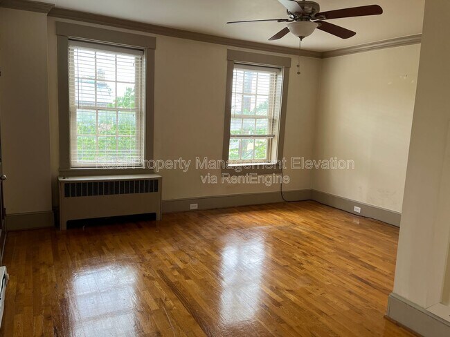 Foto del edificio - 523 S Cameron St