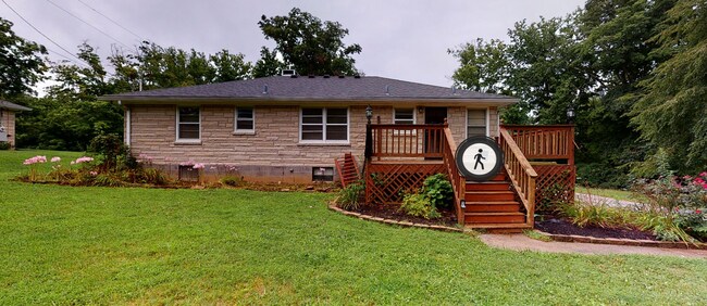 Foto del edificio - 9523 Fern Creek Rd.