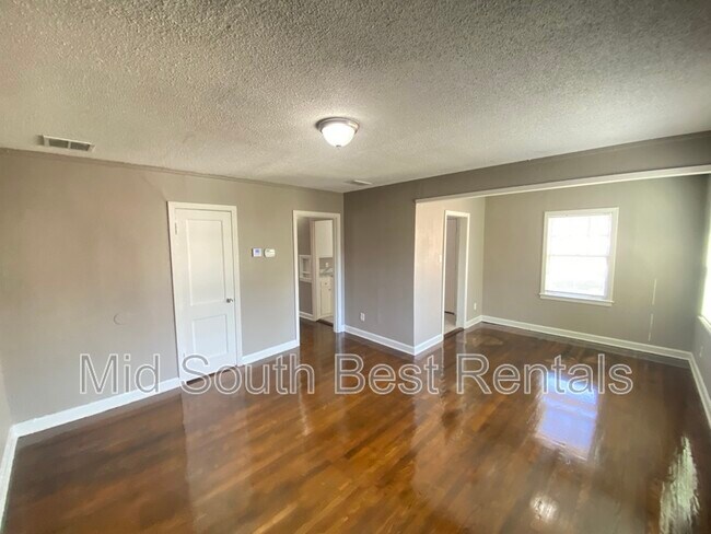 Building Photo - 1385 Kimball Ave