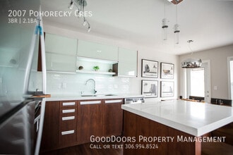 Building Photo - 2007 Pohorecky Crescent Building Photo - 2007 Pohorecky Crescent