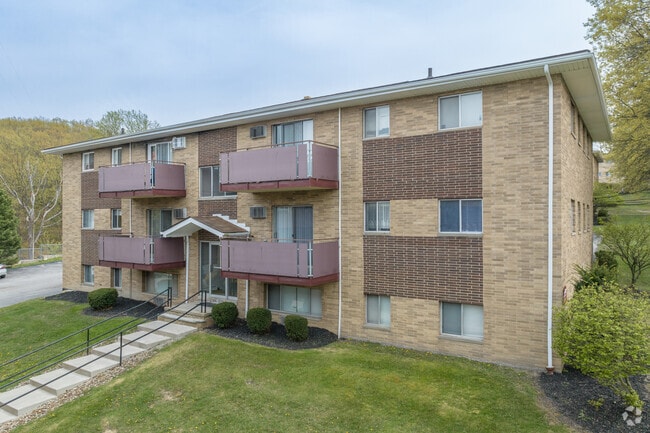 Building Photo - West Creek Heights