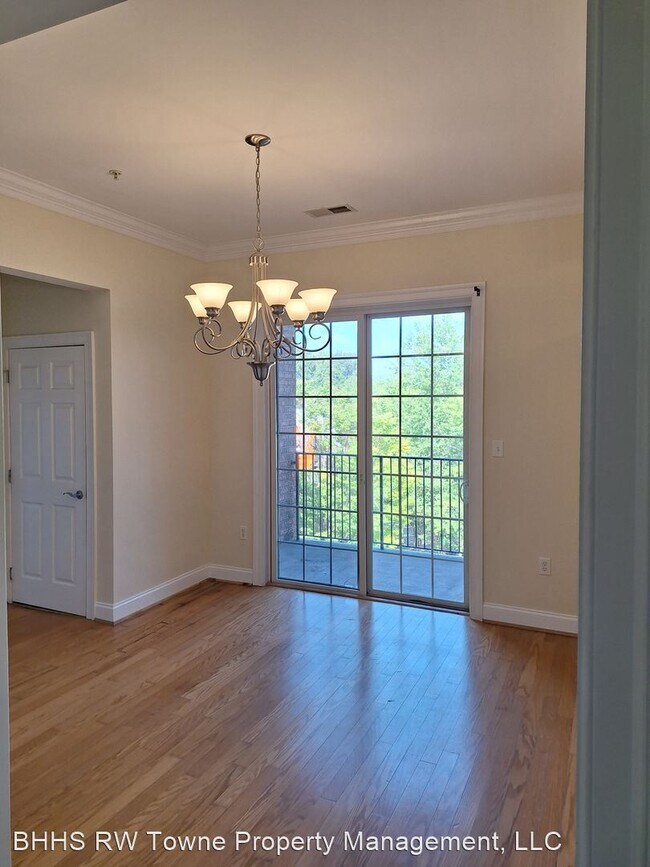 Foto del edificio - 3 br, 2 bath House - 5215 Center Street #301